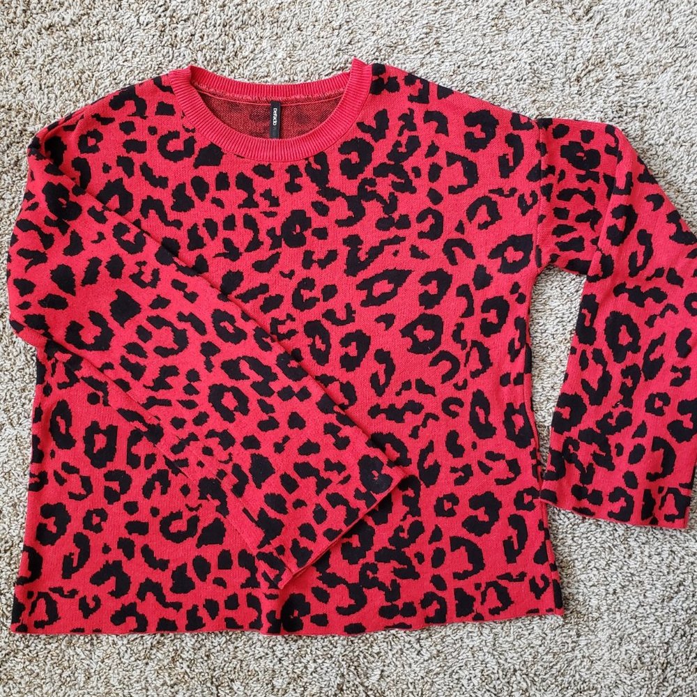 Sweaters - Picture 2 of 2